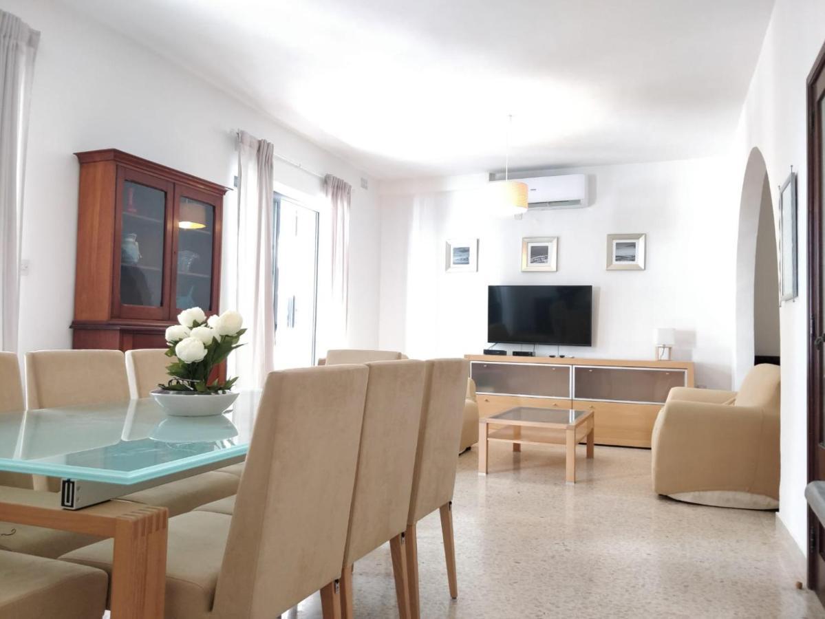 Large Apartment Close To Rocky Beach Mcre1-1 Σλιέμα Εξωτερικό φωτογραφία